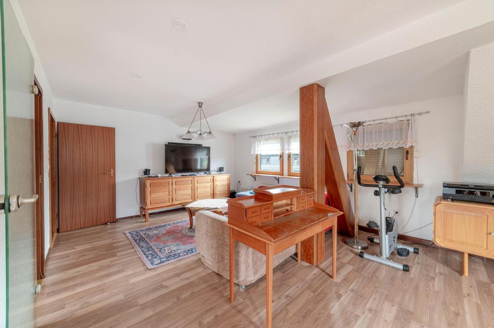 Cozy Villa With Garden, Balcony And Parking Area In Duesseldorf Kültér fotó